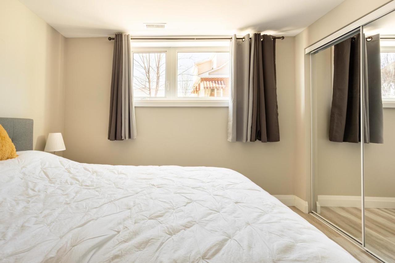 Entire 2 Bedroom Apartment Downtown - U1 Kitchener Zewnętrze zdjęcie